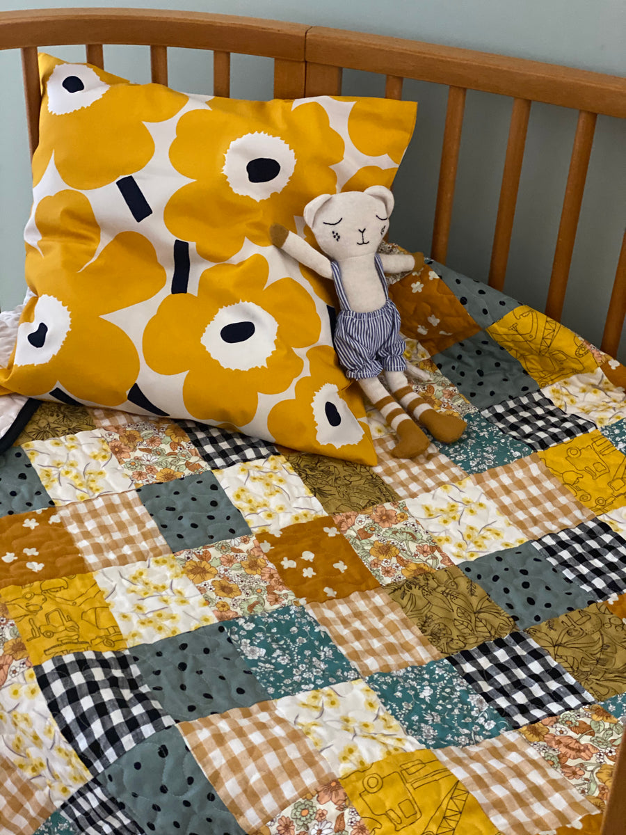 Patchwork cot bedding deals